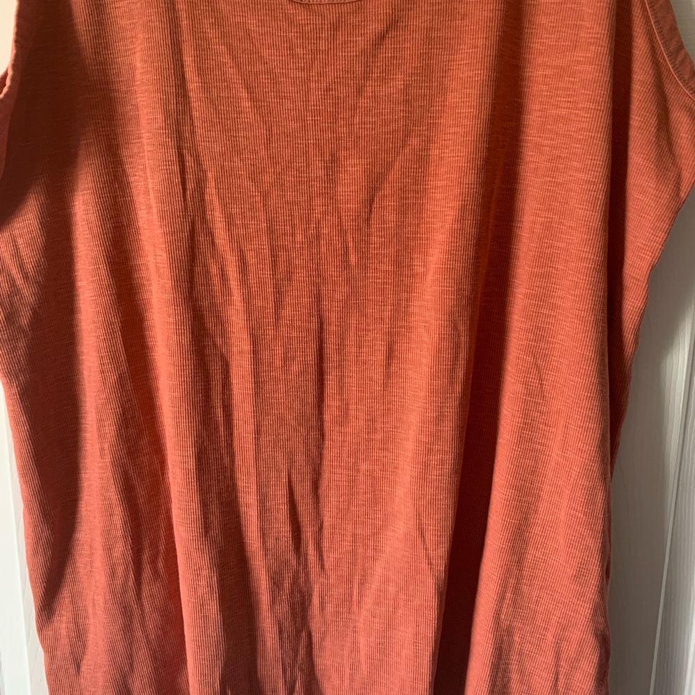 NWT Universal Thread Tank Top - Picture 2 of 5
